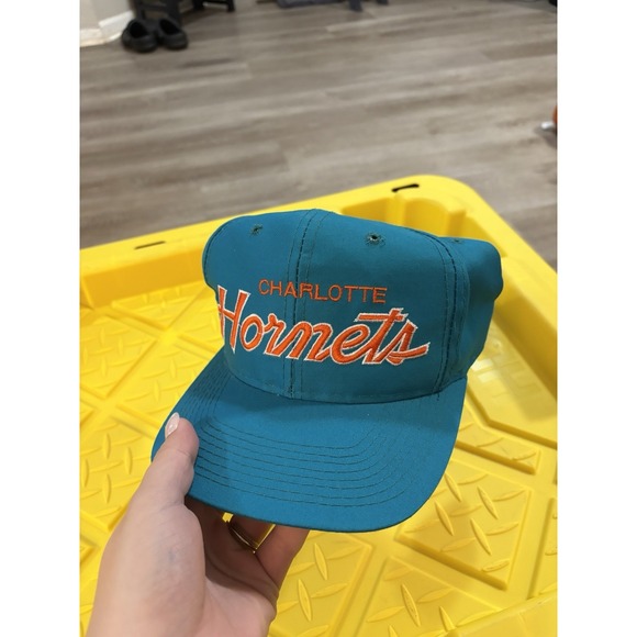 Vintage 90's Sports Specialties The Pro Charlotte Hornets‎ Script SnapBack Hat